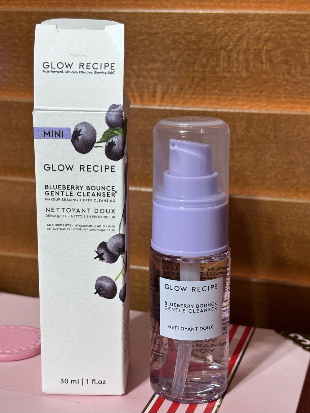 Glow Recipe Blueberry Bounce Gentle Cleanser